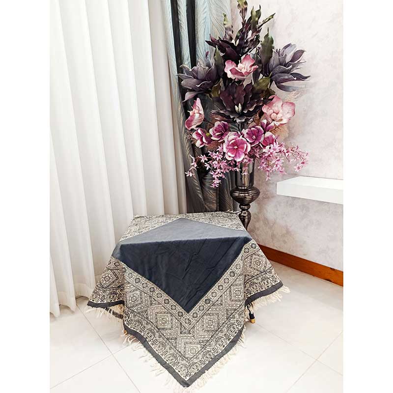 سفره قلمکاری مخمل مدل سنتی طرح طوسی - تصویر 3